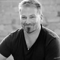 Is Artificial Intelligence an opportunity or a threat for Analysts?